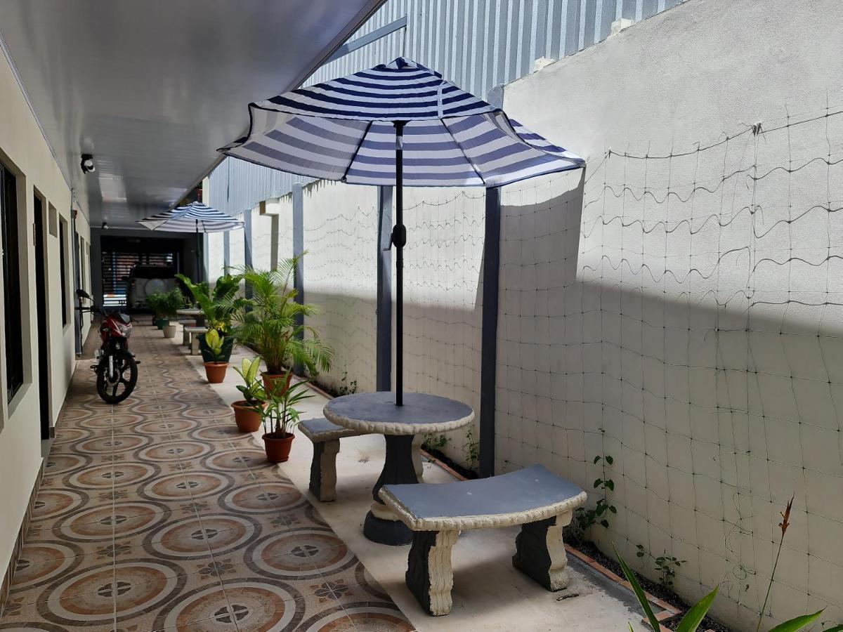 Apartamentos Ave Del Paraiso ألاخويلا المظهر الخارجي الصورة